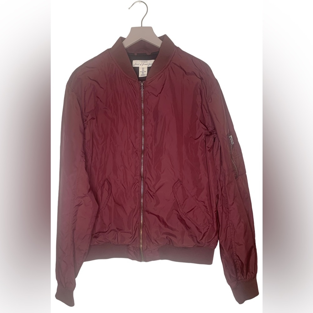 Woman’s Stylish H&M Burgundy Light Weight Varsity Live Jacket with 3 pockets